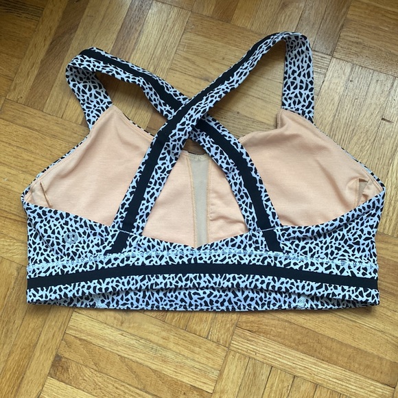 Lululemon Energy Bra - Picture 2 of 2